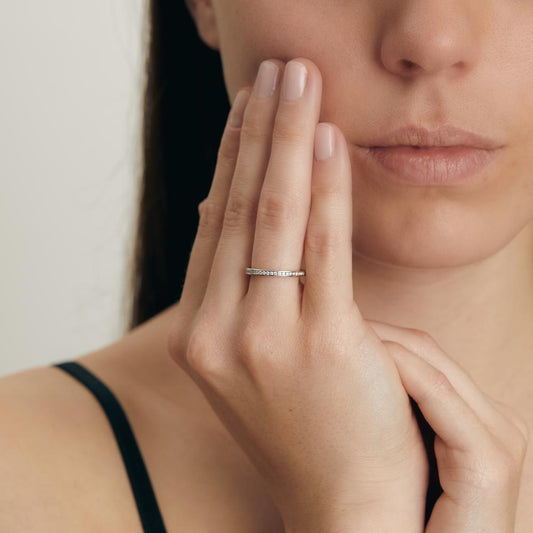 pierścionek pamięci złoto białe 750/18 K Diament 0.25 ct, 50 kamienie, w-si