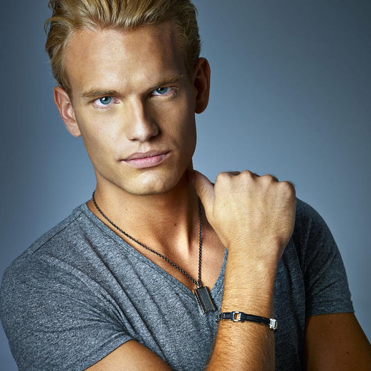 łańcuszek z wisiorkiem stal nierdzewna Powłoka IP 50 cm