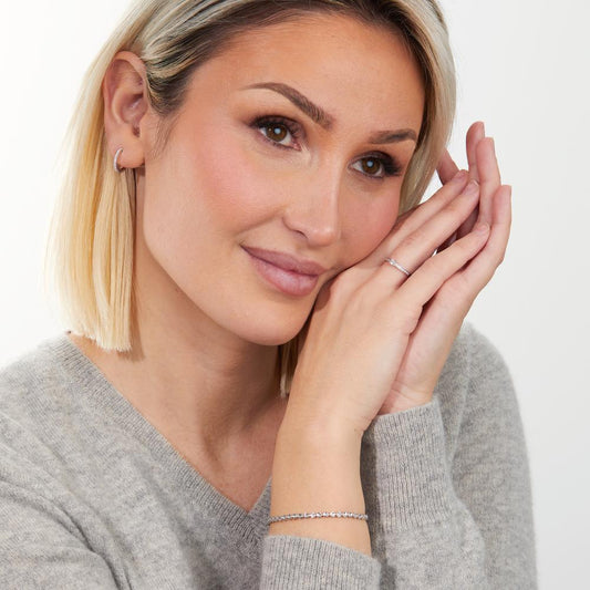 pierścionek złoto białe 750/18 K Diament 0.17 ct, 15 kamienie, w-si