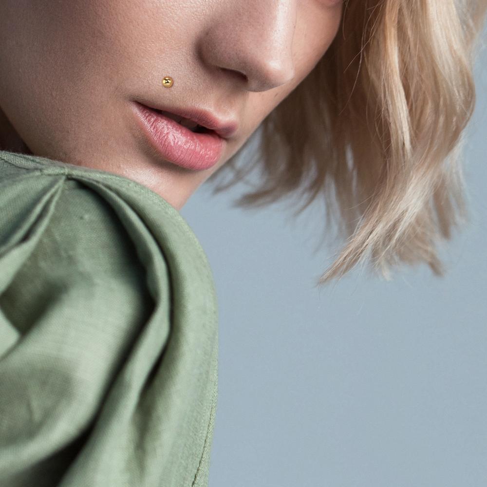 piercing złoto żółte 750/18 K