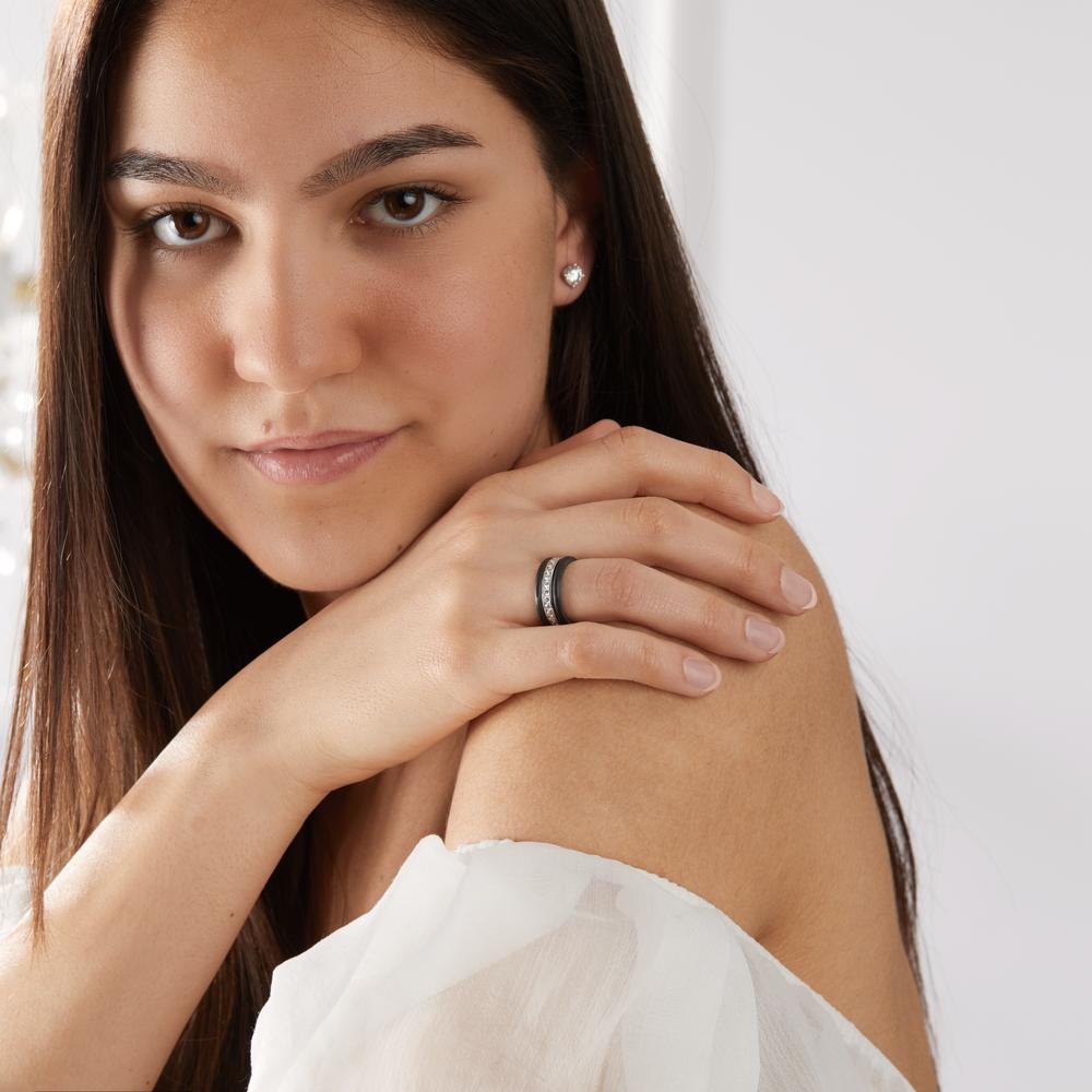 pierścionek złoto białe 750/18 K, węgiel Diament 1 ct, 28 kamienie, w-si