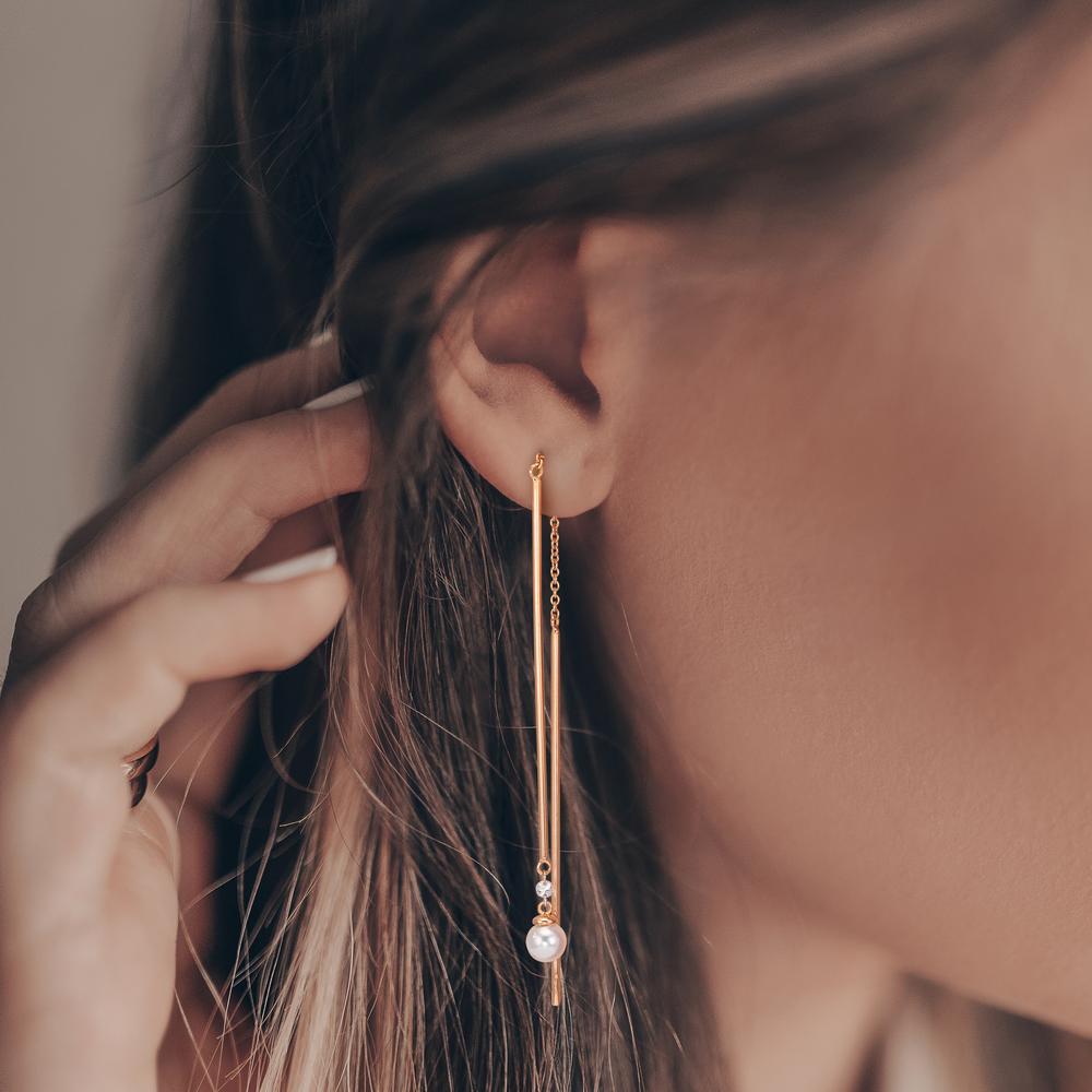 kolczyki przeciągane złoto czerwone 750/18 K Diament 0.06 ct, 2 kamienie, tw-si Perły Akoya, 2 Perły, 4.5 mm