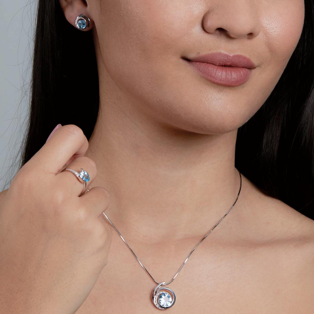 wisiorek złoto białe 750/18 K Topaz niebieski, Diament 0.035 ct, 6 kamienie, [Brillant], w-si