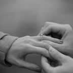 pierścionek zaręczynowy złoto białe 750/18 K Diament 0.31 ct, 23 kamienie, w-si