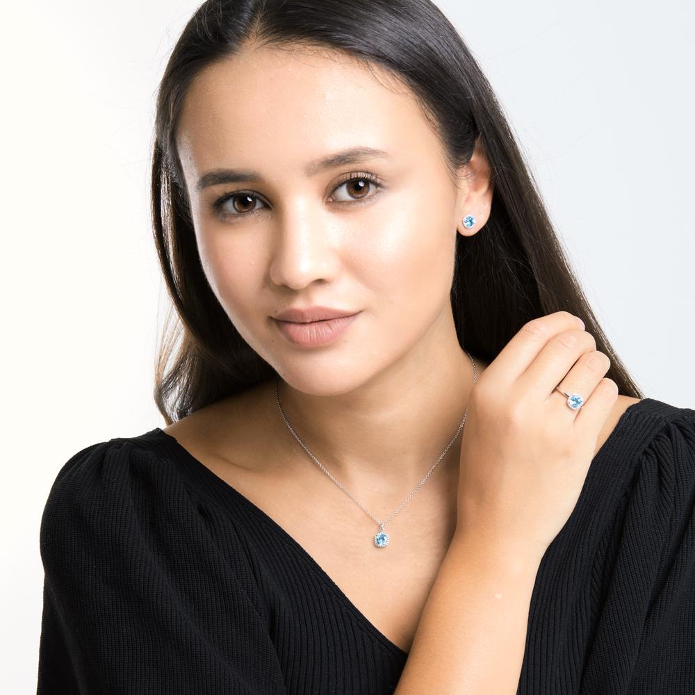 pierścionek złoto białe 375/9 K Topaz niebieski